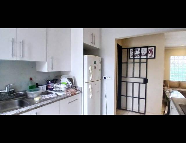 3 BEDROOM HOUSE FOR SALE IN BLOUBOSRAND